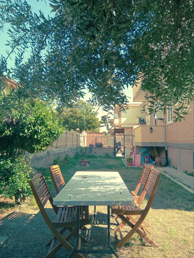 Casa Flora Appartamento Con Giardino Фьюмичино Экстерьер фото